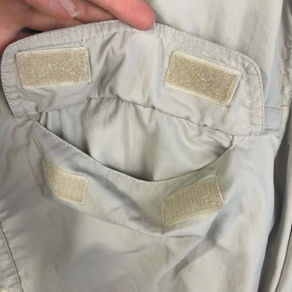 REI Beige Long Sleeve Vented Fishing Button Down Shirt Large Men’s GUc - Picture 3 of 16